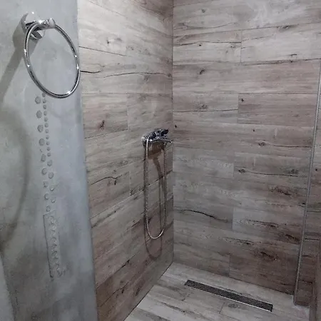 Апартаменти Pauline Кос