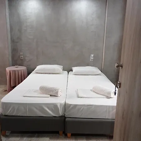 Апартаменти Pauline Кос