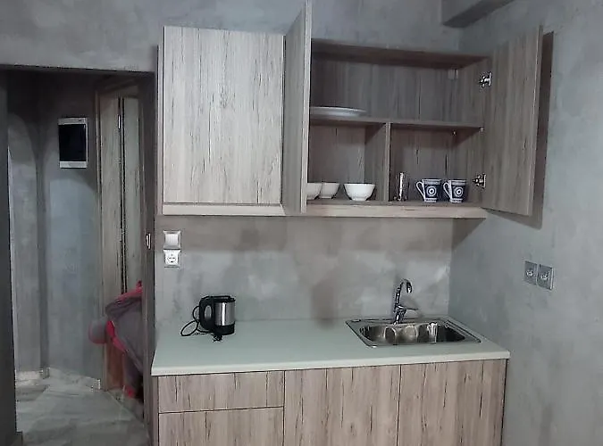 Pauline * コス・タウン