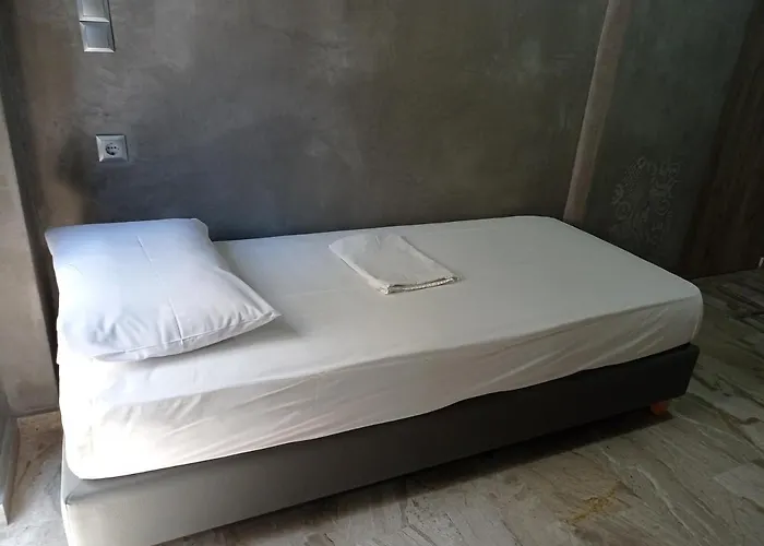 Pauline アパート *